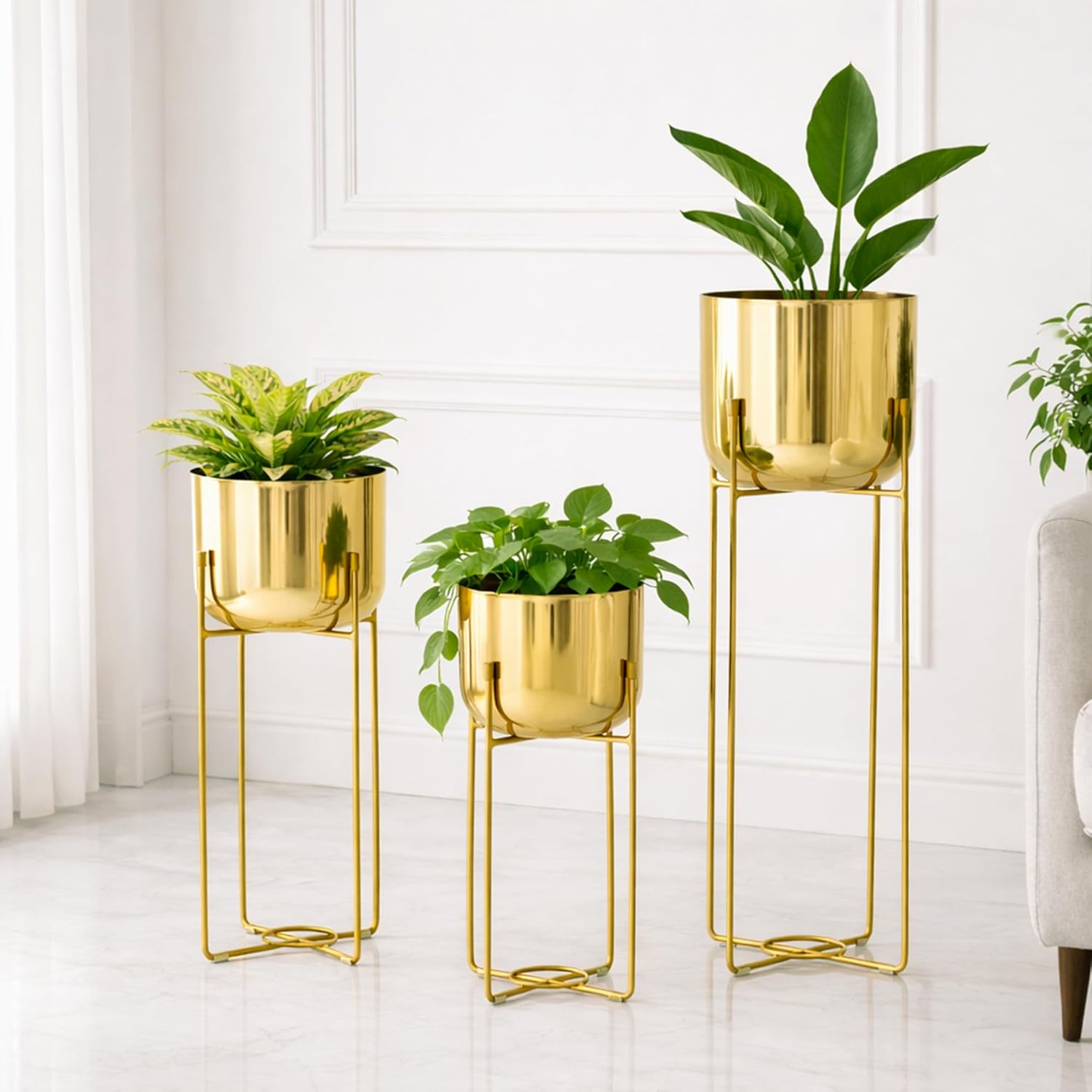Urban Plant Elevé Metal Planter with Stand Set