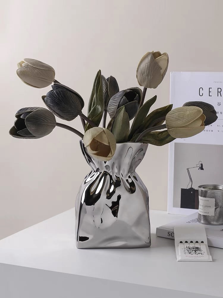 Simple And Fashionable Ceramic Vase