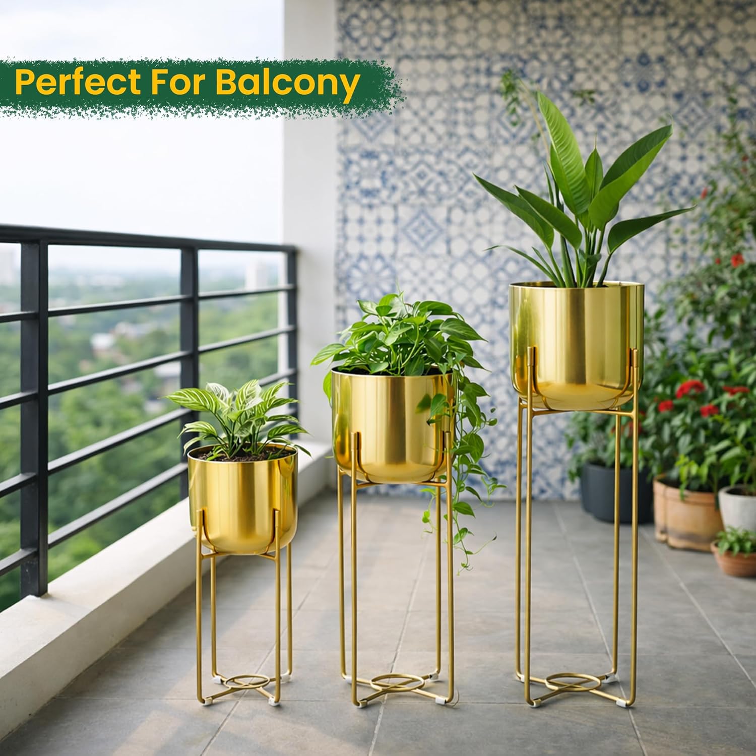 Urban Plant Elevé Metal Planter with Stand Set